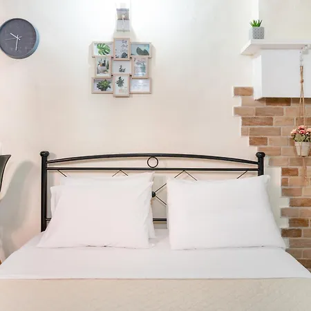 Purity * Anemómylos